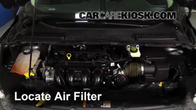 2014 Ford Escape S 2.5L 4 Cyl. Filtre à air (moteur) Changement